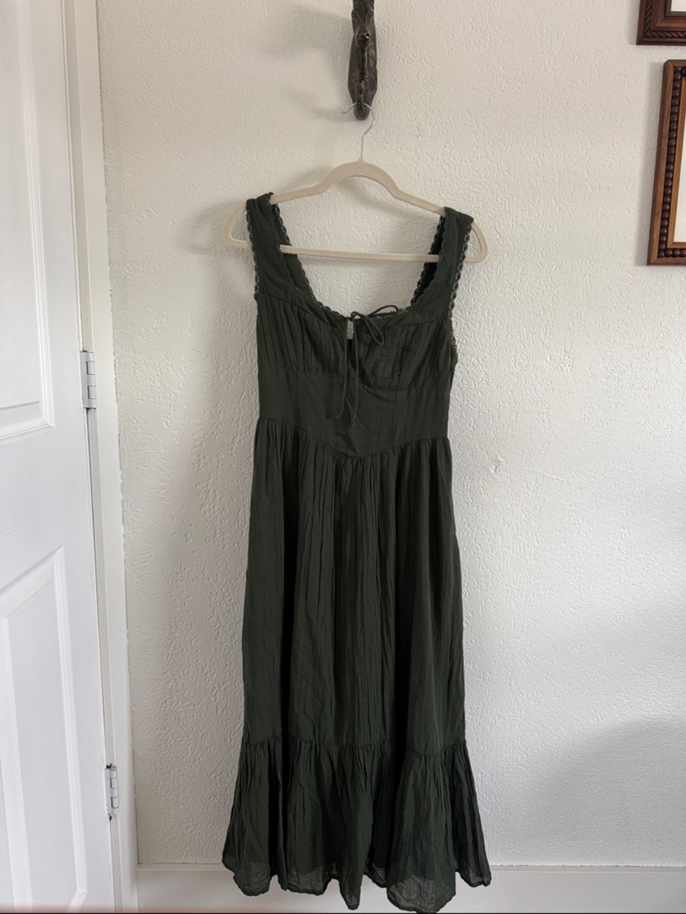 American Eagle Outfitters Olive Green Sleeveless Midi Dress